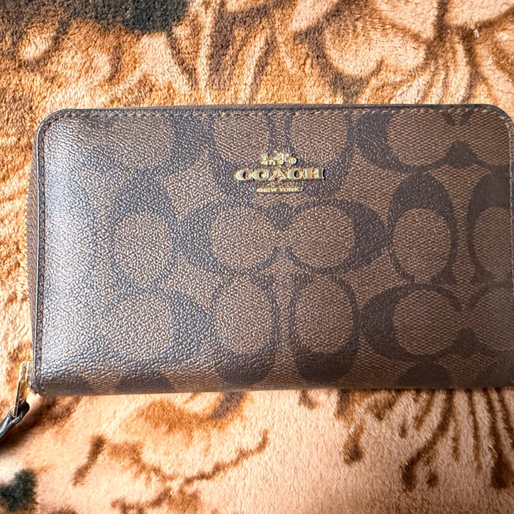 Coach Signature Brown Wristlet